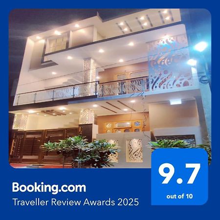 Blessing'S Home Stay 5 Bedrooms Luxury Villa Exquisite 5 Bedroom Villa Ideal Family Home Stay With Spacious Living Lucknow Eksteriør bilde
